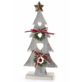 Homely white washed wooden tree topped with a shining star and wreath detail