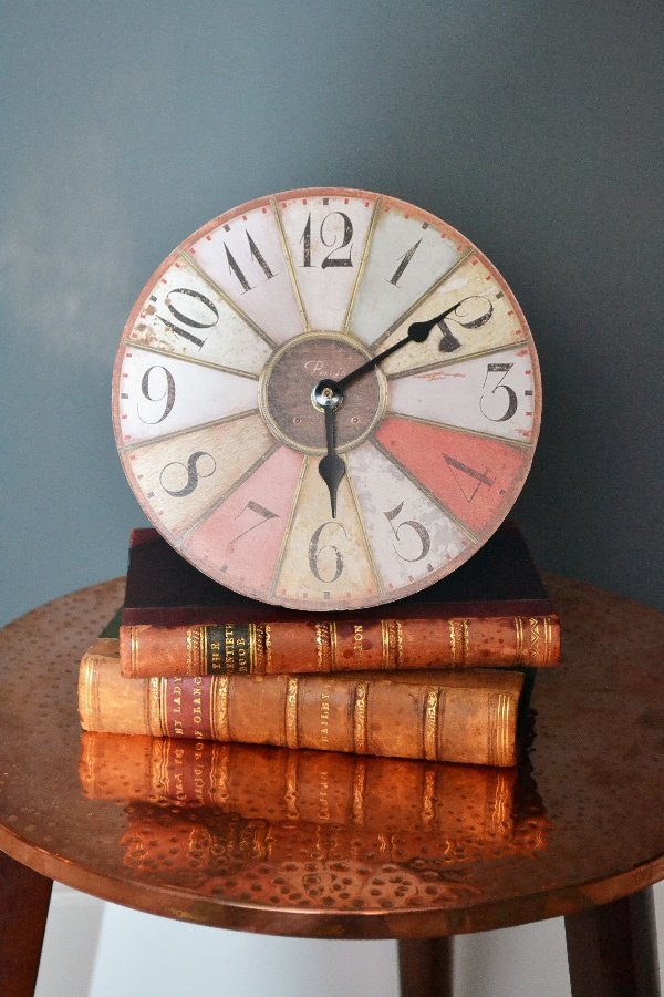 MHH004C / Wall Clock With Stand 12882 Interior Decor / Clocks