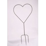 Beautiful heart shaped garden stake ideal for climbing plants or to display fairy lights.