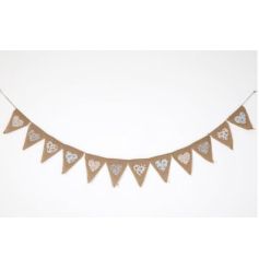 Hessian bunting with a floral patterned heart shaped design. Perfect for decoration and events. 