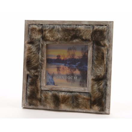 Wooden Fur Frame, 10 x 10cm
