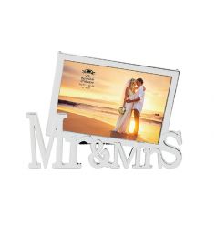 Mr & Mrs silver plated picture frame, a lovely gift for a newly wed coouple