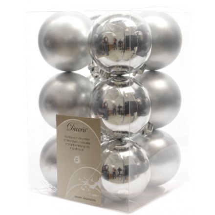 Pack of 12 Silver Shatterproof Baubles