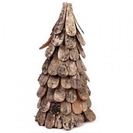 Woodland style Christmas tree decoration with a rustic and natural feel