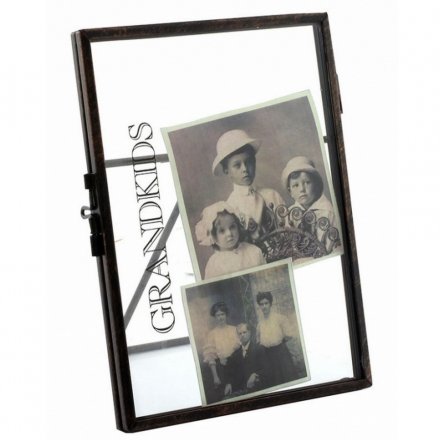 Distressed style standing picture frame with Grandkids text