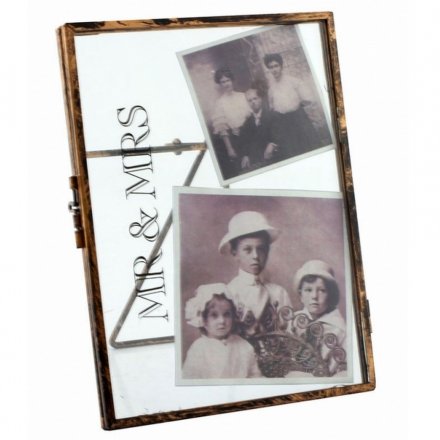 Decorative standing picture frame with distressed Mr & Mrs text