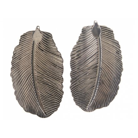Silver Feather, Pack 2
