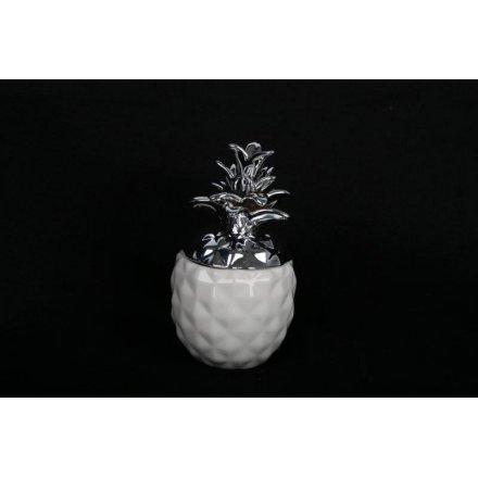 White/Silver Decorative Pineapple