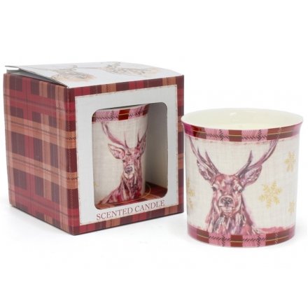 This beautiful ceramic candle will be sure to bring a traditional touch to any kitchenware 
