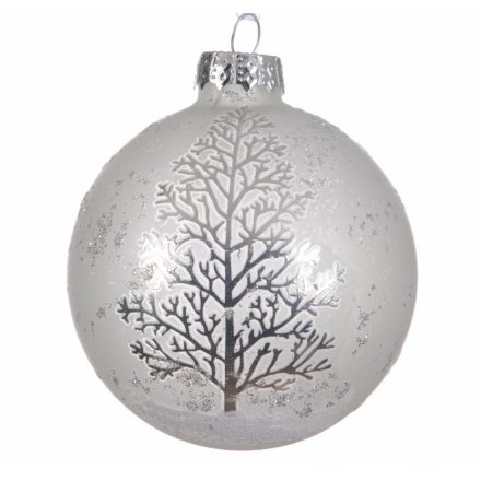 A beautiful set of white glass baubles with a patterned silver tree to add compliments 