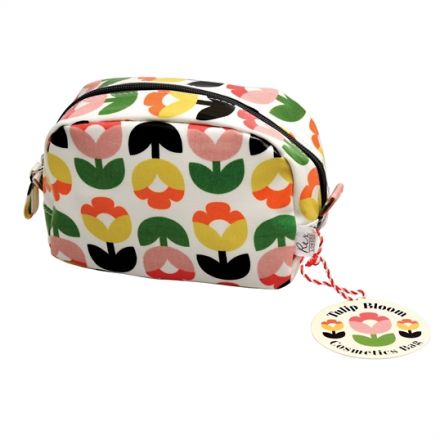 A pretty and practical oil cloth make up bag in the popular Tulip Bloom design. 