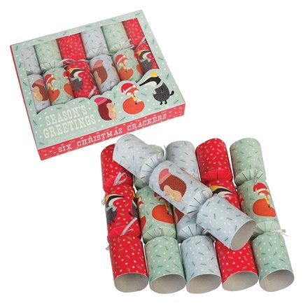 A pack of 6 family friendly Christmas Crackers with a rusty and friends design.
