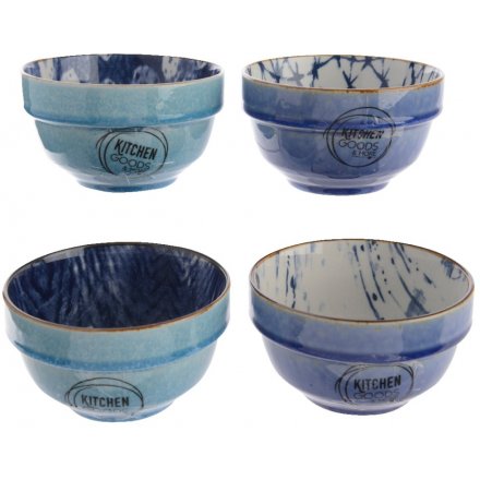  Add to your kitchen a blue hue with these stylishly decorative snack bowls 