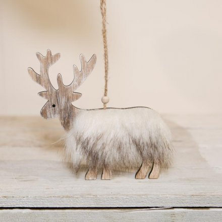 Hanging Wooden Reindeer with Faux Fur 