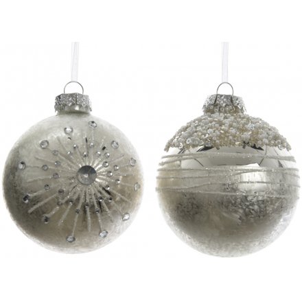 Finished with a glittered snowflake decal and a beaded glitter lace design, both these baubles will be sure to be perfec