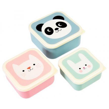  Add a sweet colourful touch to your little ones lunch time with these animal inspired plastic stacking lunch boxes 