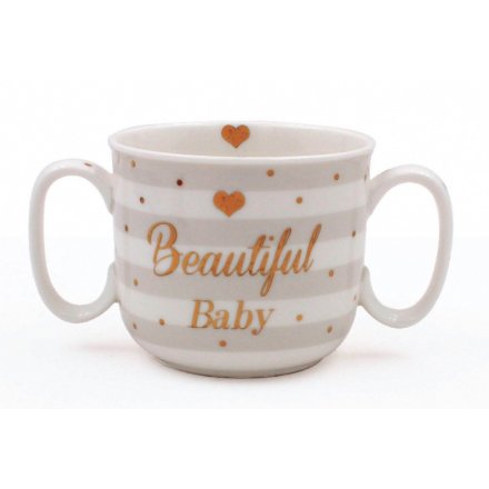 This beautifully decorated gift set is a perfect gift idea for a new born baby