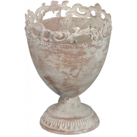  Bring a distressed charm to any home interior or garden space with this rustic and worn down inspired planter pot 