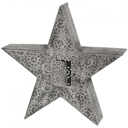 Iron Cut Star Tlight Holder