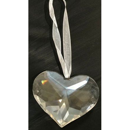  Bring a subtle twinkle to any tree decor this festive season with this beautifully simple glass heart 
