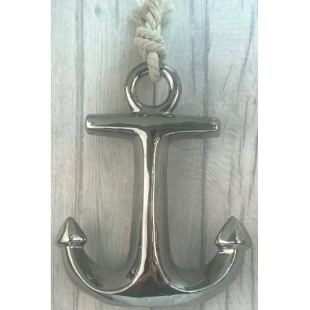 Bring home a charming Coastal inspired touch with this minimal themed hanging Anchor decoration 