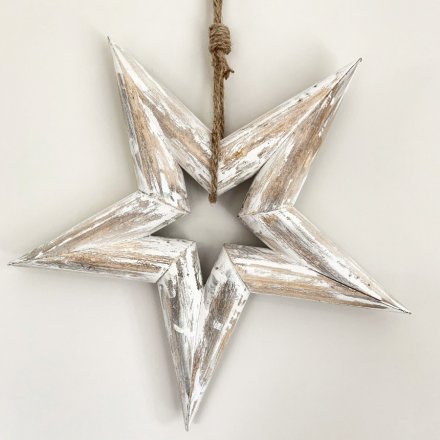 This Distressed Charm inspired hanging wall decoration will be sure to add compliments to any on-trend home space 