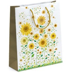  A beautifully illustrated gift bag, perfect for bringing a touch of summer to any gift giving occasion