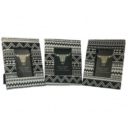   Bring a Modern Aztec touch to your home decor or displays with this charming printed fabric photo frame