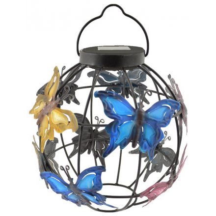 Bring a sweet glow to your garden spaces in the evening time with this beautifully finished round solar powered lantern 
