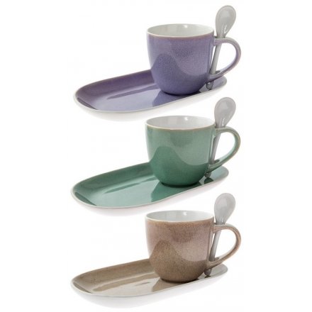  Bring an Earthen inspired touch to your kitchen sides with this beautiful assortment of coloured mug, spoons and snack 