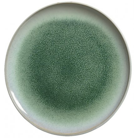 An attractive stoneware plate with an ombre green glaze. A natural style product with a beautiful rich green colour.