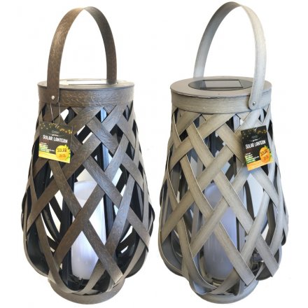 A mix of 2 stylish solar lanterns in grey and brown colours. Each candle has a realistic flame effect.