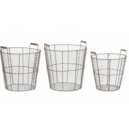 Set Of 3 Wire Baskets With Handles