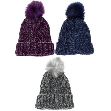 A mix of 3 dark coloured and super cosy chenille hats with a pom pom bobble.