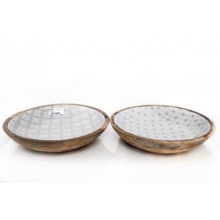 Wooden Bowls With Enamel Finishes