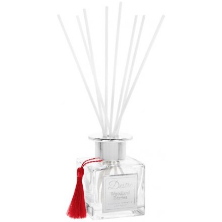 A beautifully packaged desire reed diffuser with a cosy woodland berries fragrance. A stylish scented gift.