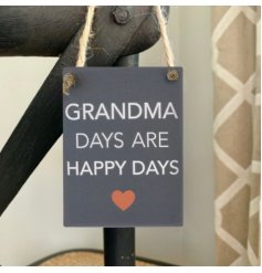  A Sweet and simple hanging metal sign featuring a sentimental quote