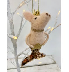   Add a glamorous touch to your tree decor this Christmas with this fabulous little felt piggy