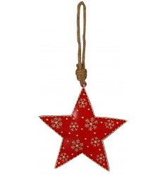  Bring a festive setting to your tree display at Christmas with this charming little hanging metal star 