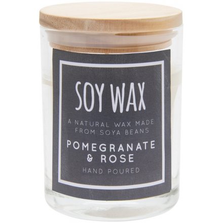  A Natural Wax made from soya beans combined with a delightfully crisp fragrance creates this charming wax candle pot 