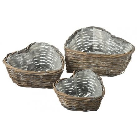 Set of Wicker Heart Baskets 