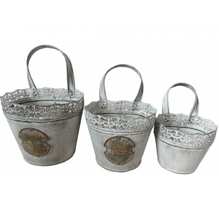 Set of 3 Distressed Hanging Planters 