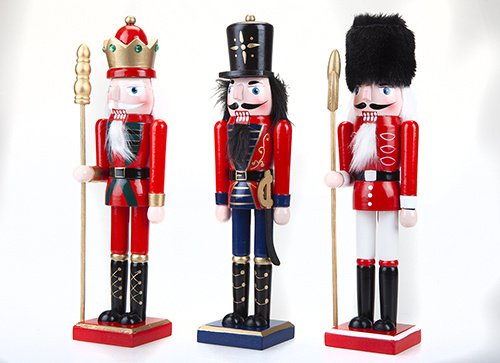 529079 / Traditional Nutcrackers, 6