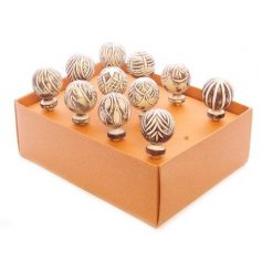 Choice of 12 different carved designs of wooden doorknobs, with whitewash effect for added contrast.