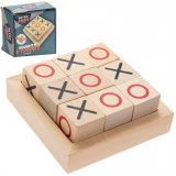 The Retro Games Noughts & Crosses set is crafted from natural wood and painted with bright colours.