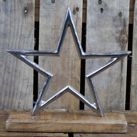 Large Rustic Open Aluminium Star Ornament 23 cm