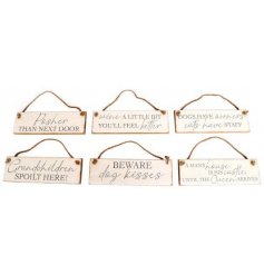 A mix of 6 wooden plaques with light hearted family, home and pet slogans. Each can be hung with the jute rope hanger.