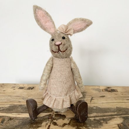 17 cm Sitting Woollen Bunny - Martha 
