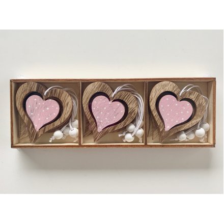 6 pack of charming hanging wooden heart decorations measuring approx 6 x 6 cm