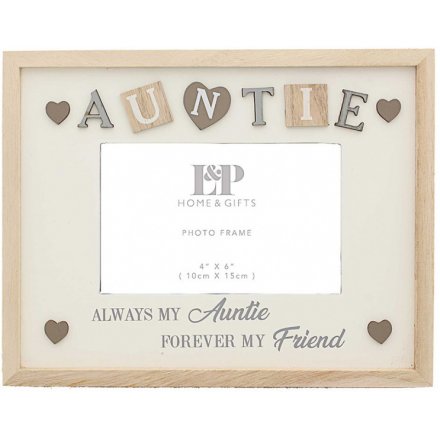   Complete with a natural wooden charm, this picture frame features a sentimental scripted text decal 